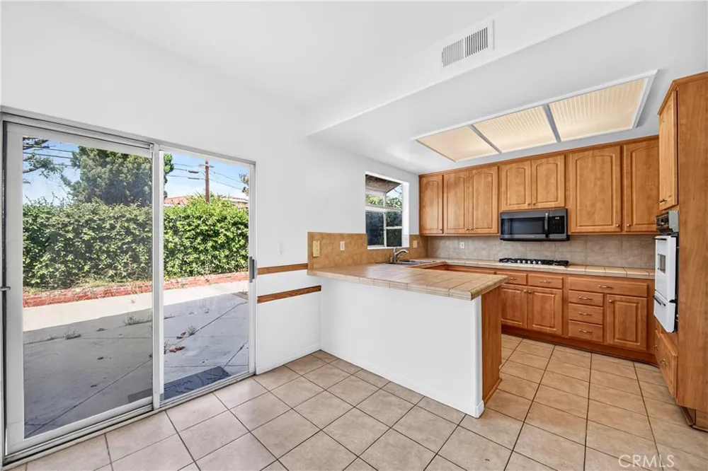 22330 Meyler Street #3 Torrance, CA 90502