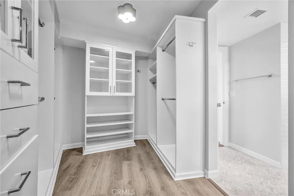 4337 Marina City Dr #141 Marina del Rey, CA 90292