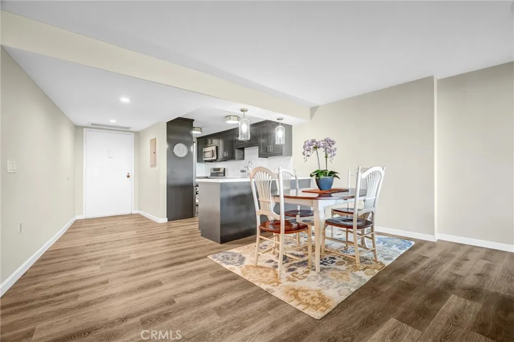 4337 Marina City Dr #141 Marina del Rey, CA 90292