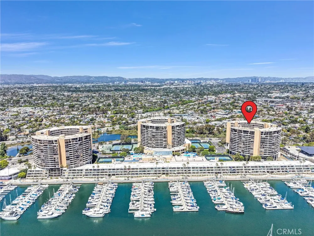4337 Marina City Dr #141 Marina del Rey, CA 90292