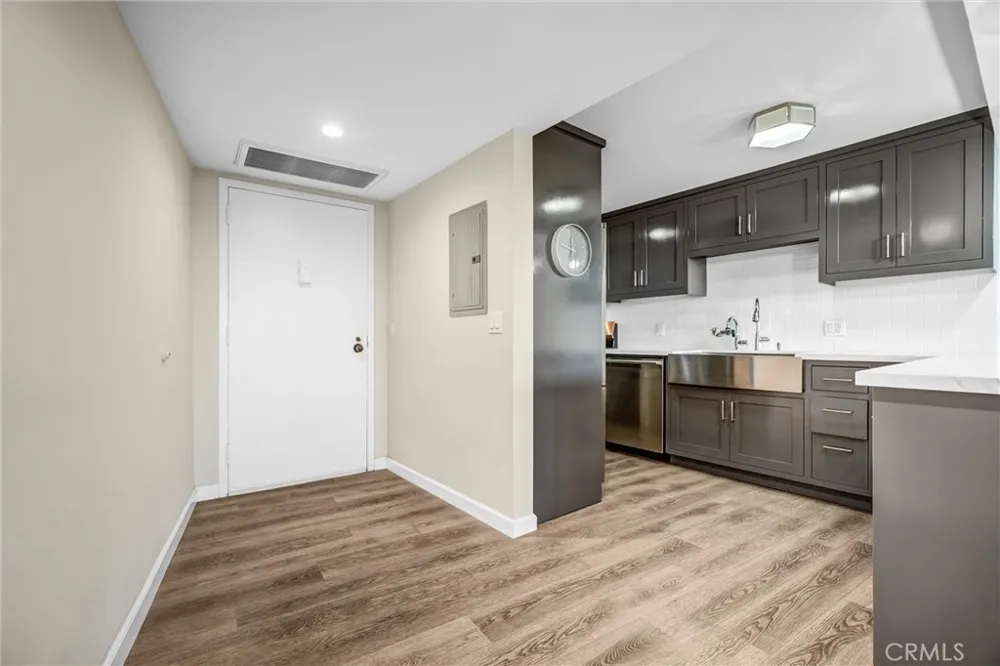 4337 Marina City Dr #141 Marina del Rey, CA 90292