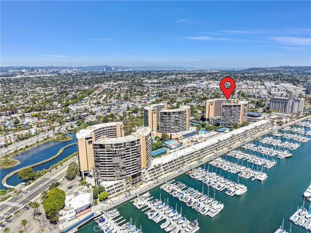 4337 Marina City Dr #141 Marina del Rey, CA 90292