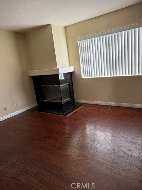 2300 Maple #16 Torrance, CA 90503