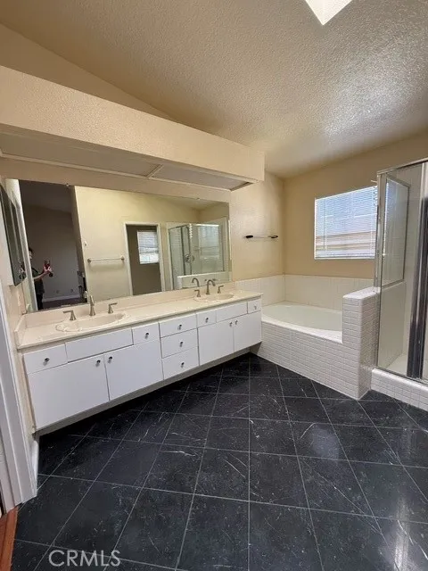 2300 Maple #16 Torrance, CA 90503