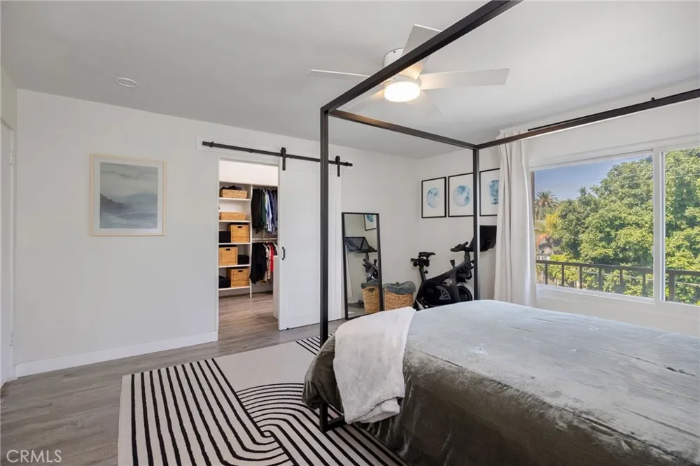 100 Loma Avenue #404 Long Beach, CA 90803