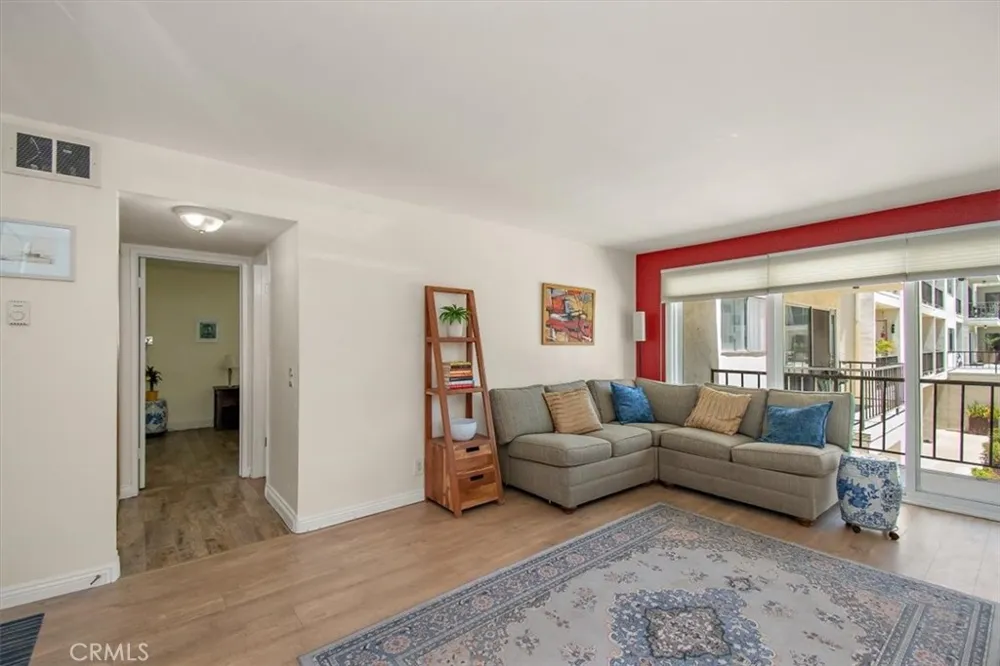 1600 Ardmore #234 Hermosa Beach, CA 90254