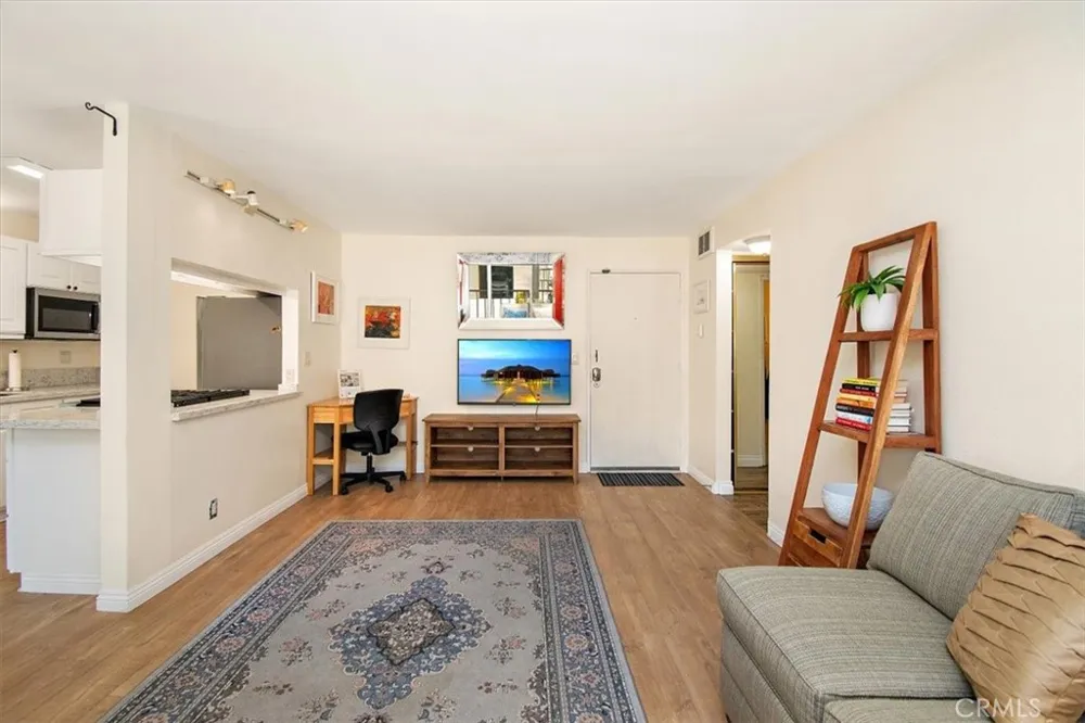 1600 Ardmore #234 Hermosa Beach, CA 90254