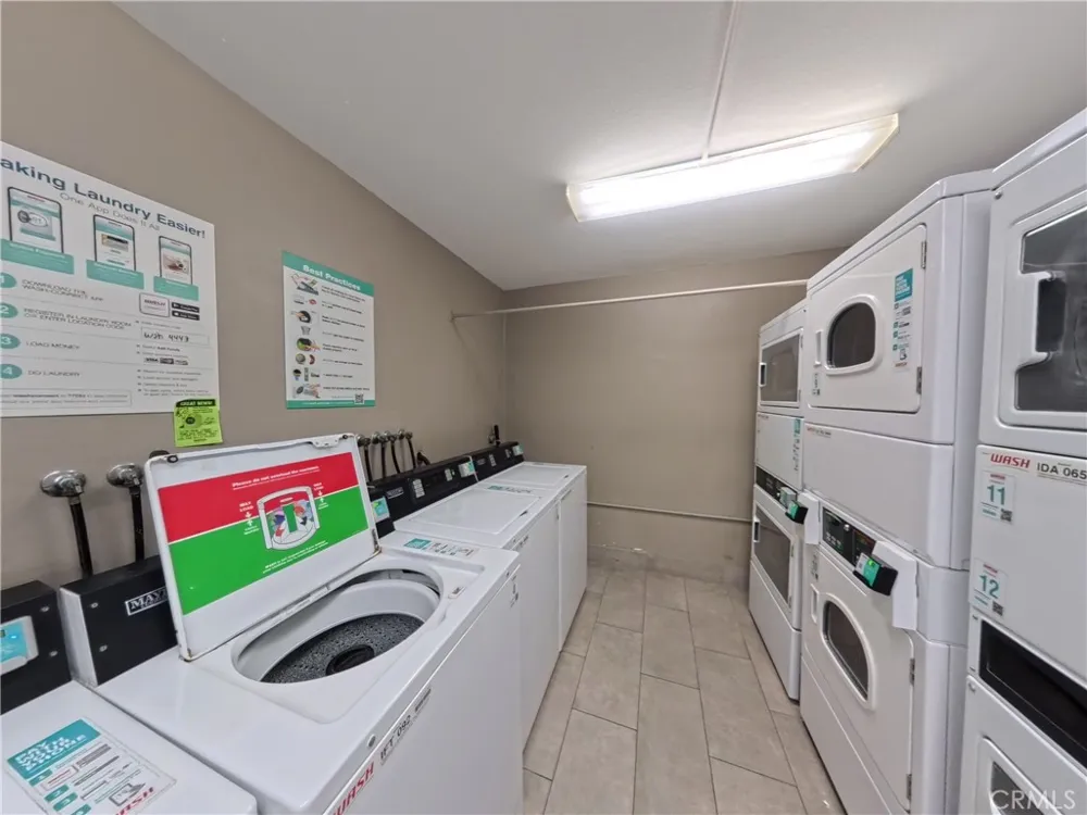 1600 Ardmore #234 Hermosa Beach, CA 90254