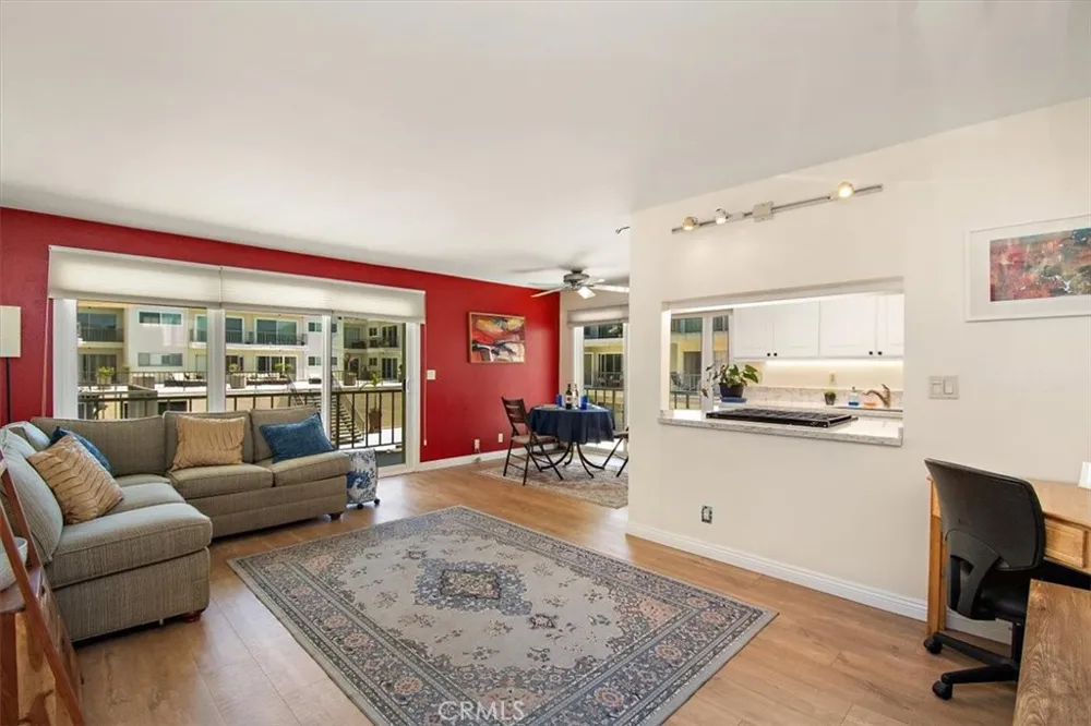 1600 Ardmore #234 Hermosa Beach, CA 90254
