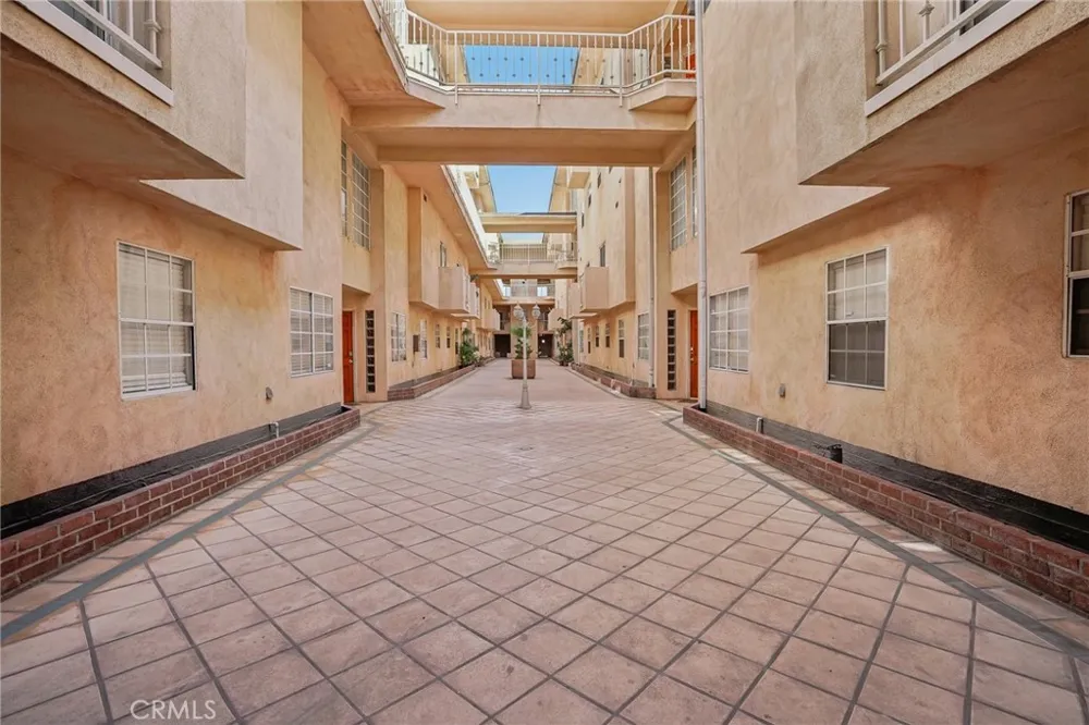 321 W Queen Street #20 Inglewood, CA 90301