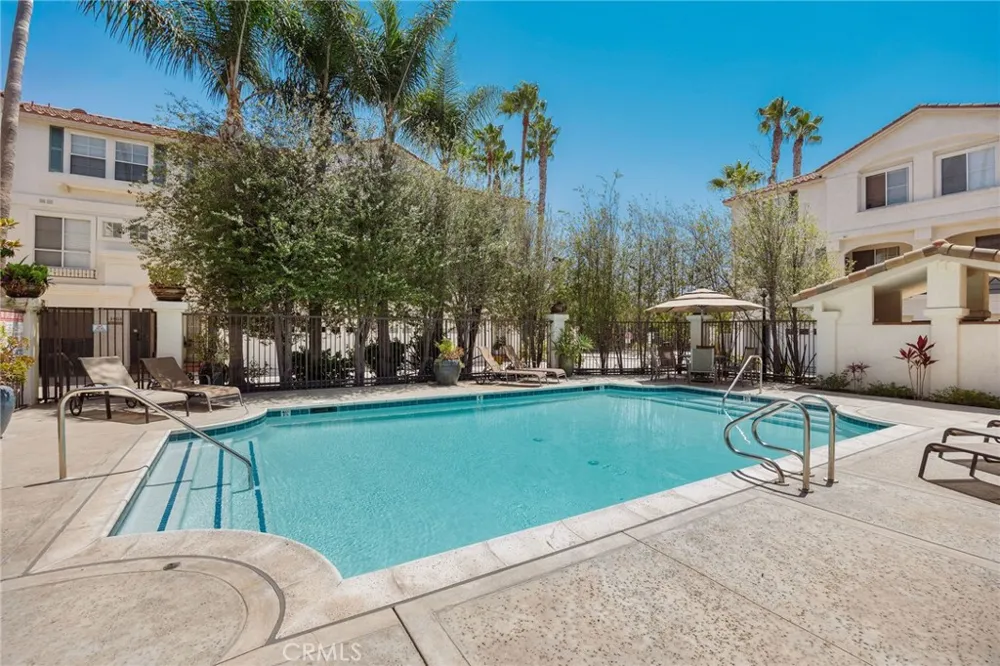 5439 Marine Avenue Hawthorne, CA 90260