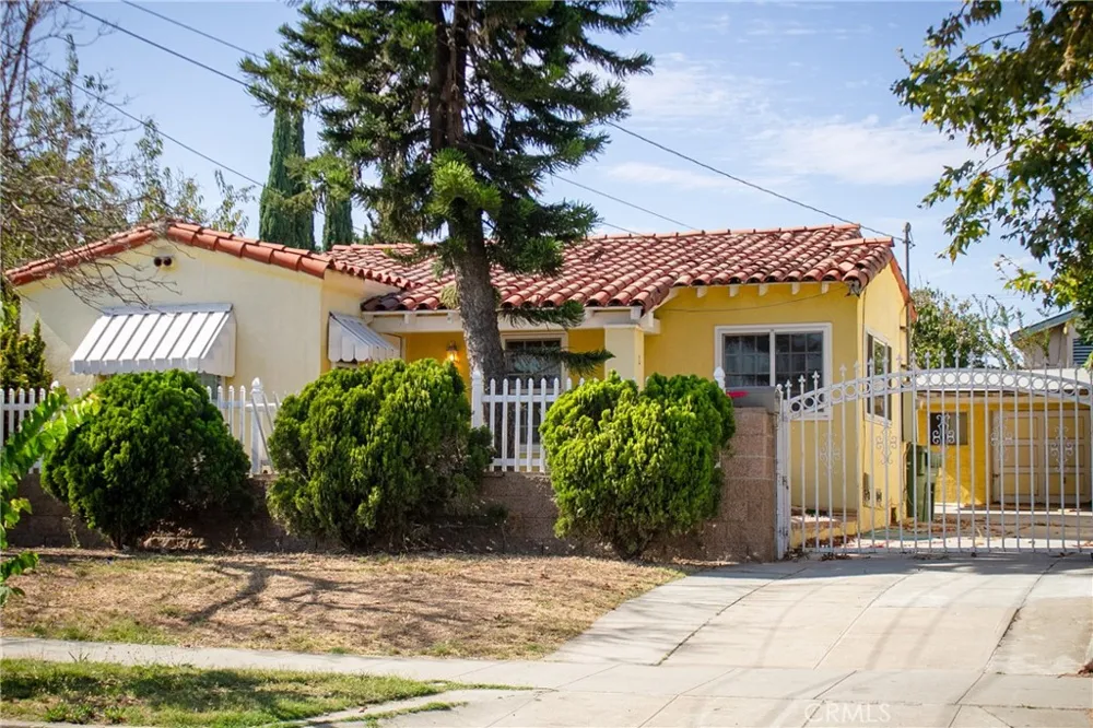 335 W Hillcrest Boulevard Inglewood, CA 90301