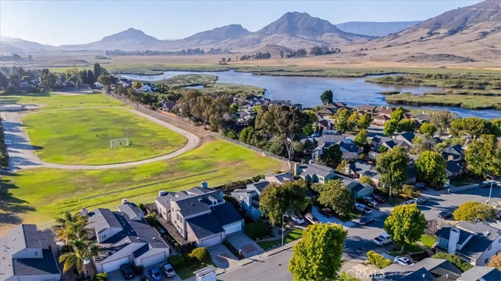 1260 Laguna Lane San Luis Obispo, CA 93405