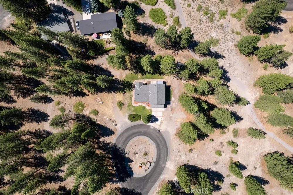 17653 Cougar Court Weed, CA 96094