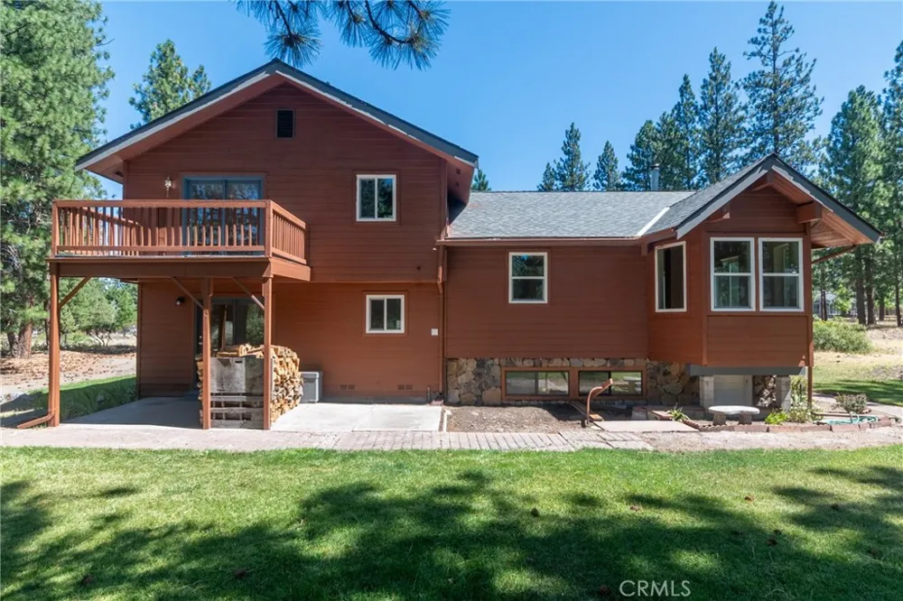 17653 Cougar Court Weed, CA 96094