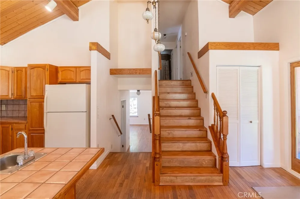 17653 Cougar Court Weed, CA 96094