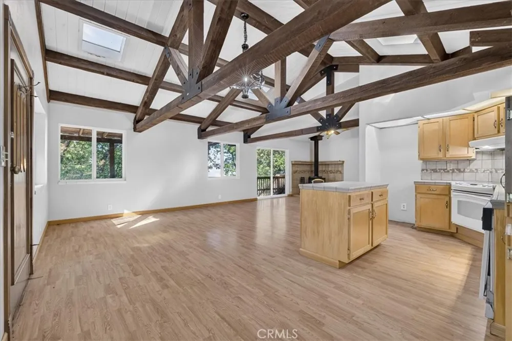 43 Dacy Cohasset, CA 95973