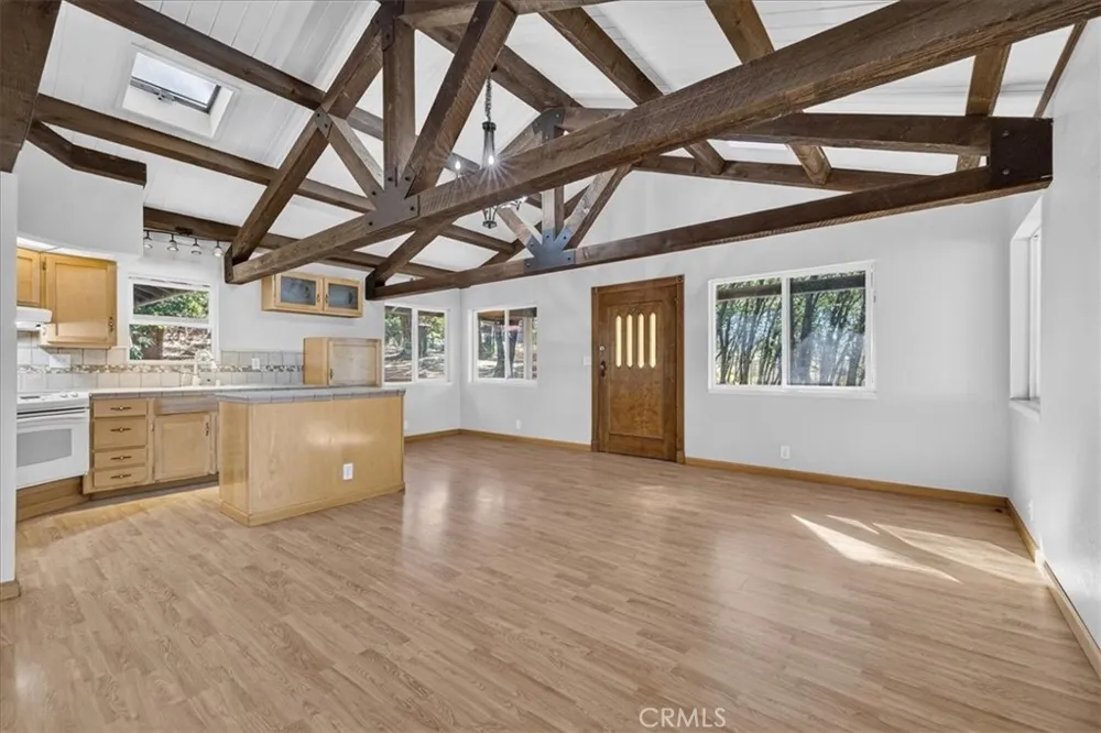 43 Dacy Cohasset, CA 95973