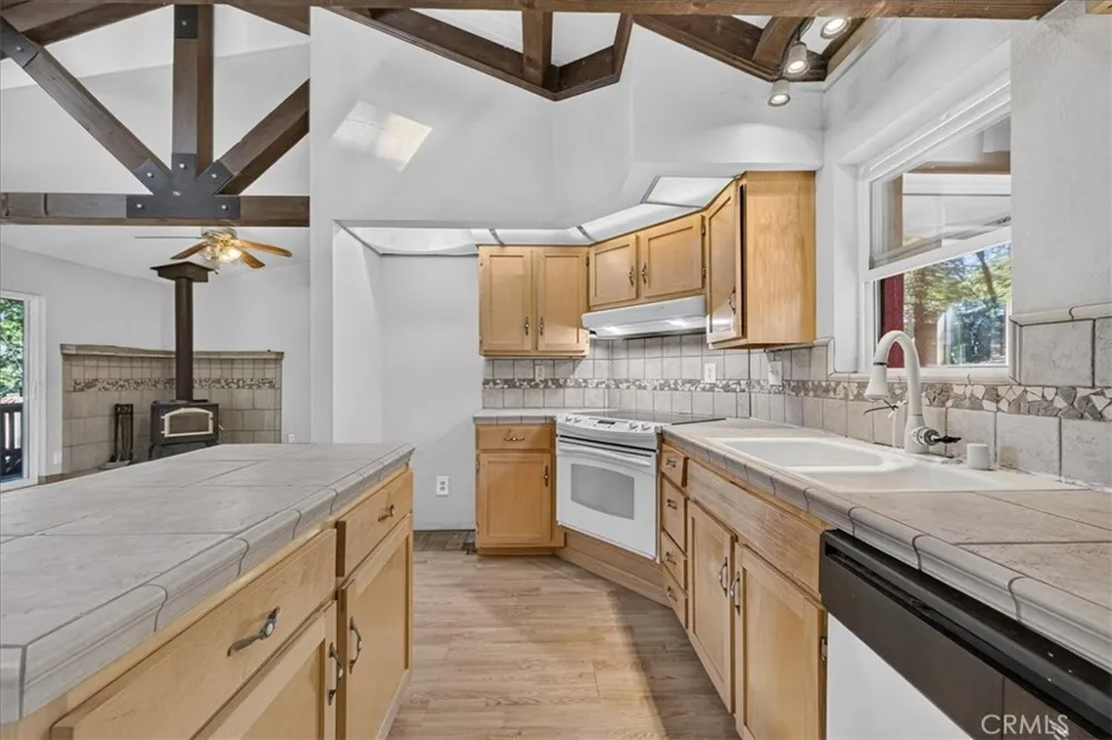 43 Dacy Cohasset, CA 95973