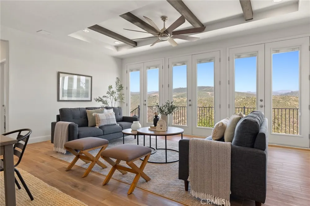 5550 Feather River Place Paradise, CA 95969