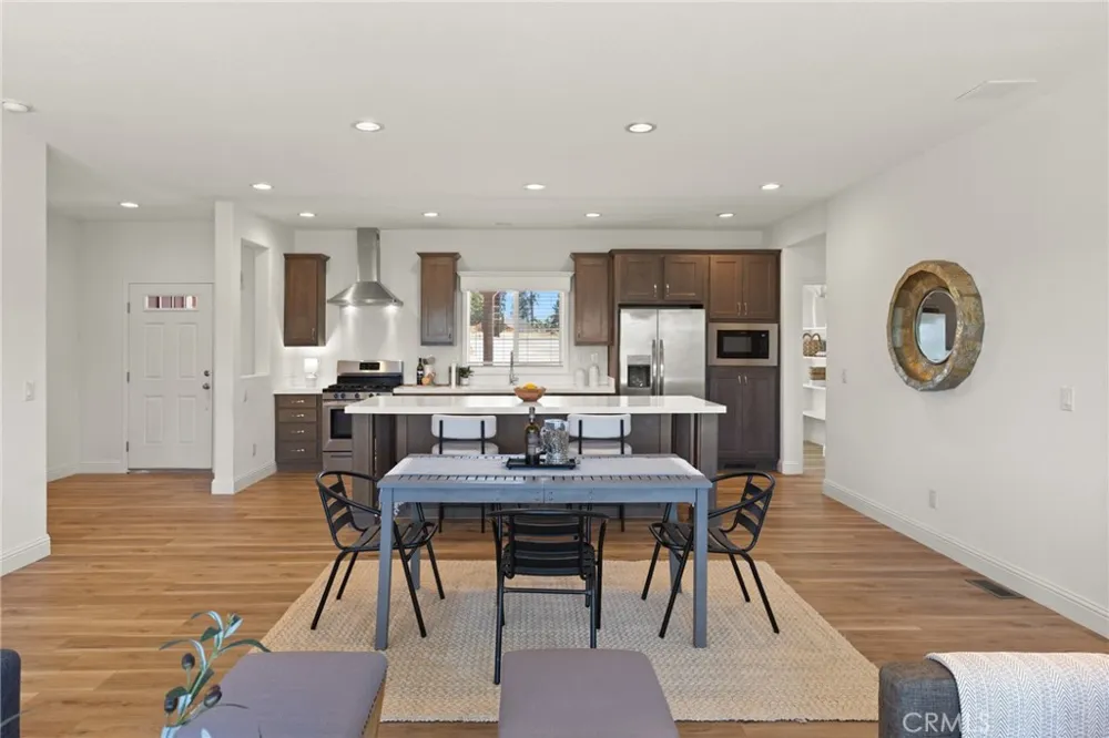 5550 Feather River Place Paradise, CA 95969