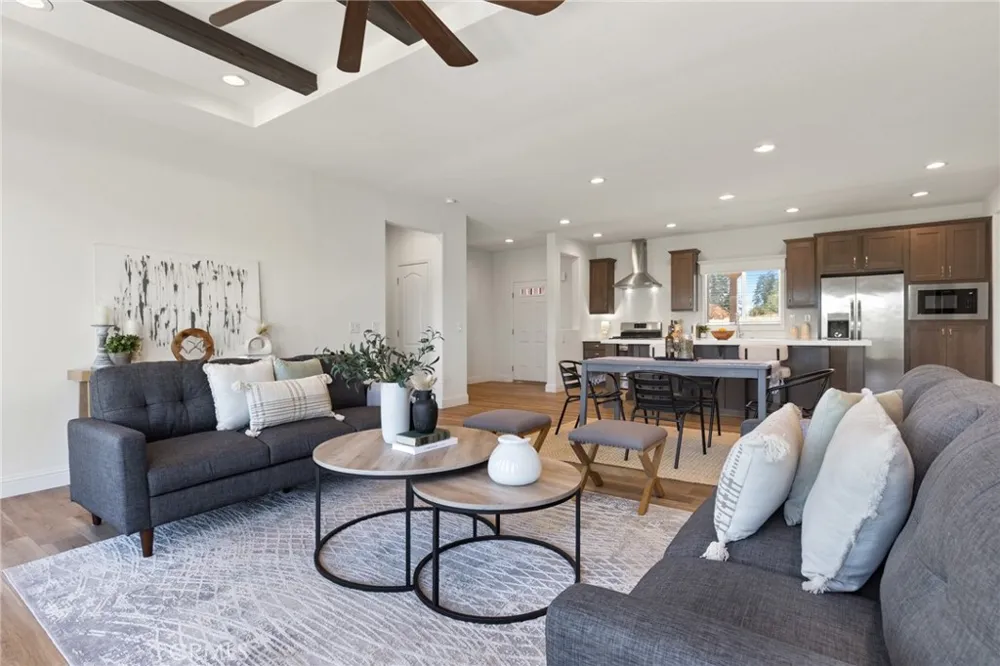 5550 Feather River Place Paradise, CA 95969