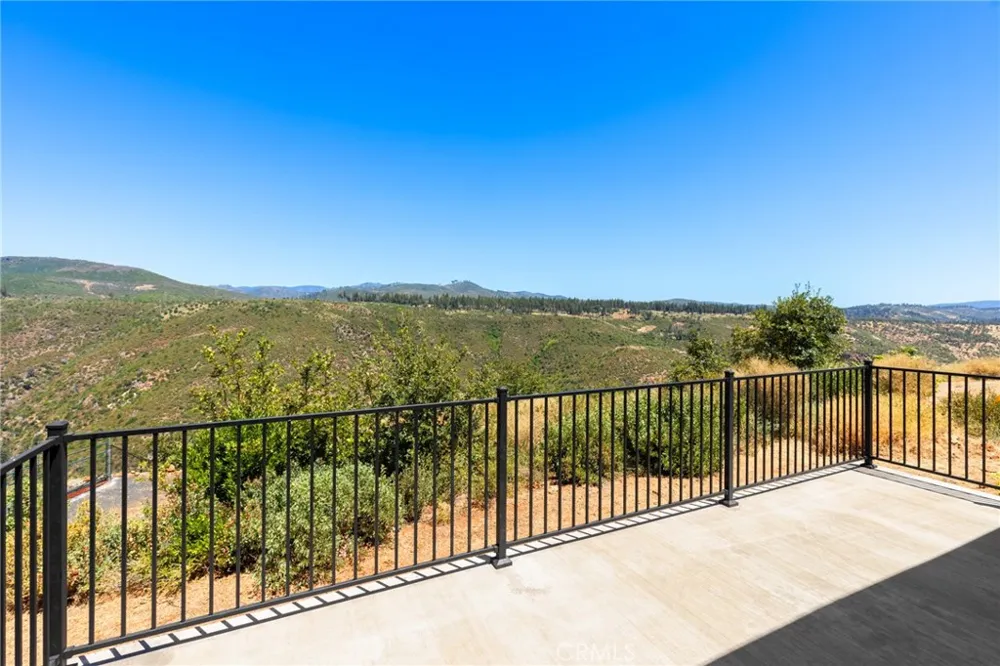 5550 Feather River Place Paradise, CA 95969