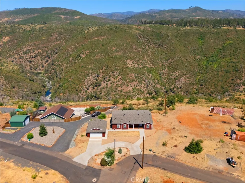 5550 Feather River Place Paradise, CA 95969