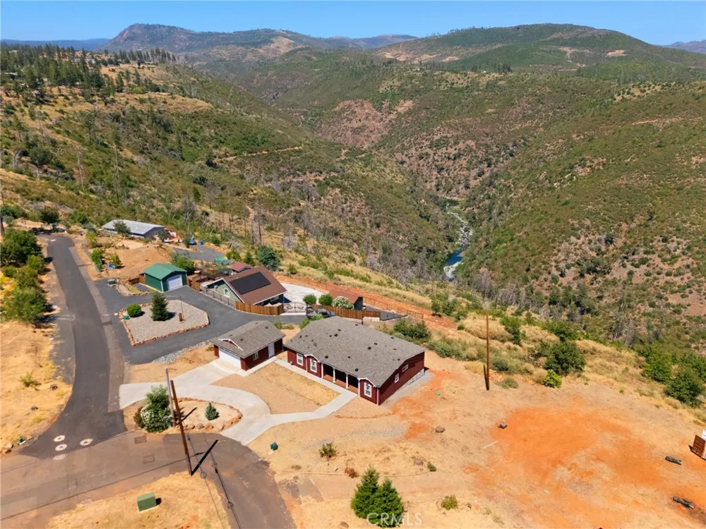 5550 Feather River Place Paradise, CA 95969