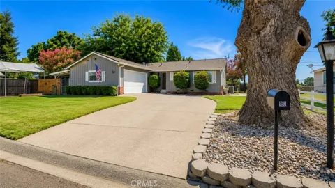 180 Nina Avenue