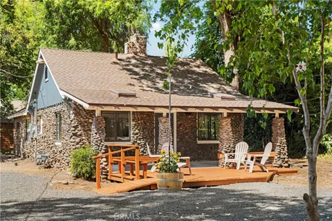 1920 W Sacramento