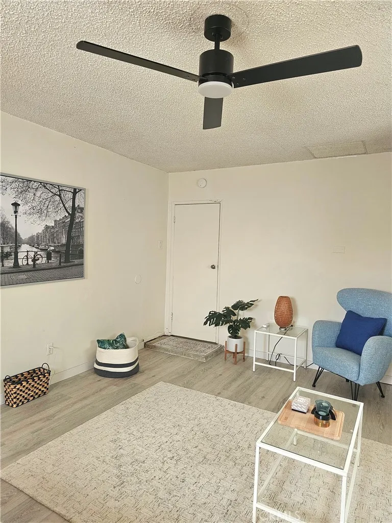 938 S Tajauta Avenue Compton, CA 90220