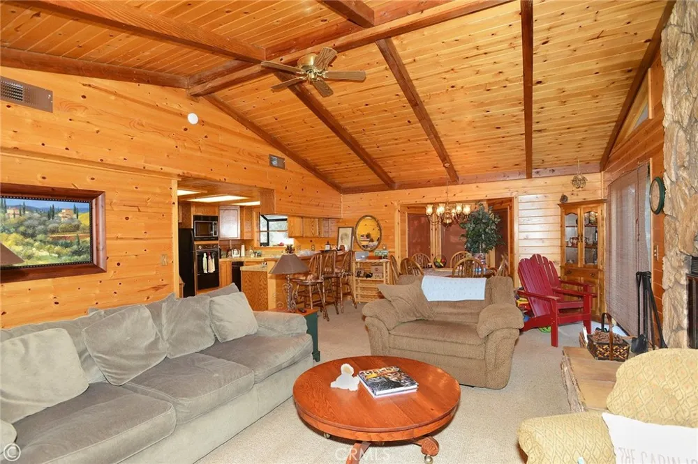 15808 Zurich Way Pine Mountain Club, CA 93222