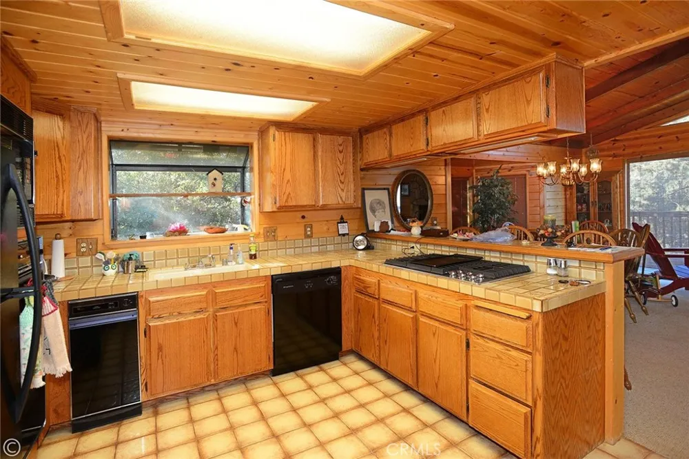 15808 Zurich Way Pine Mountain Club, CA 93222