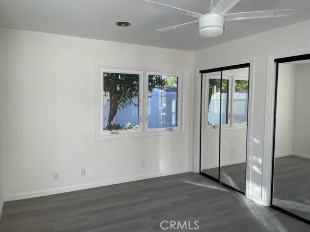6532 Shoup Avenue West Hills, CA 91307