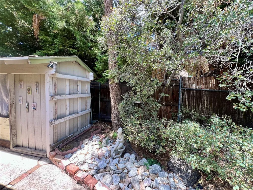 1005 Condor Court Frazier Park, CA 93225