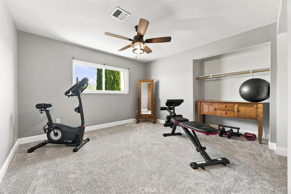30932 Sidding Bakersfield, CA 93314
