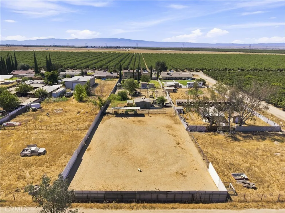 30932 Sidding Bakersfield, CA 93314
