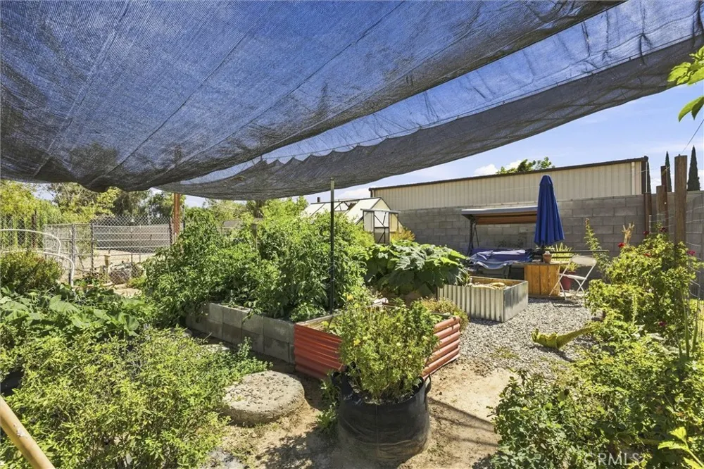 30932 Sidding Bakersfield, CA 93314