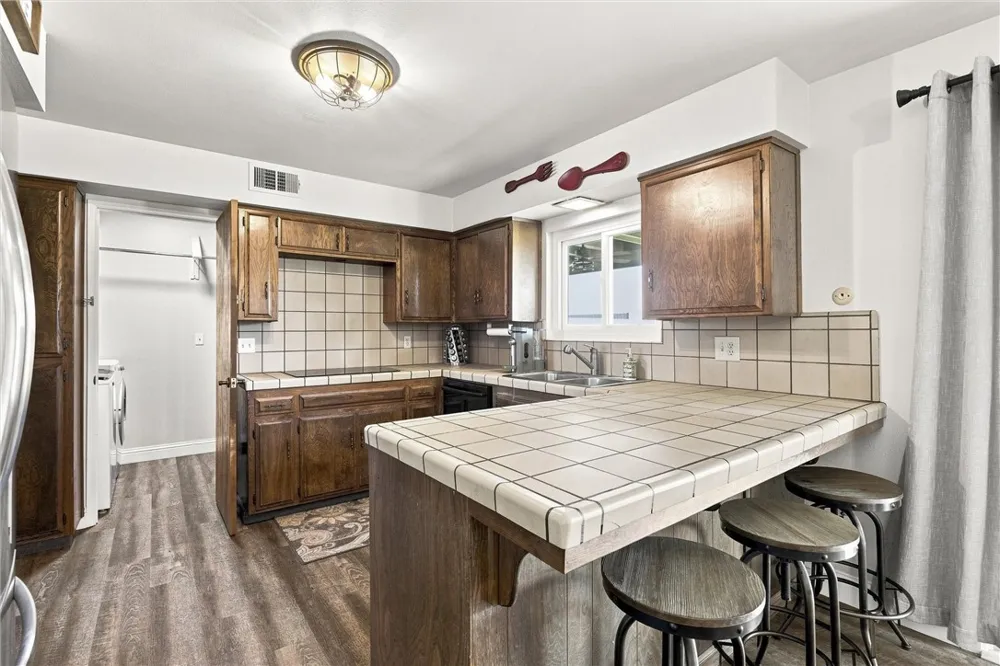 30932 Sidding Bakersfield, CA 93314