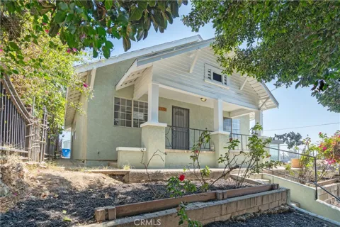 2325 Whittier