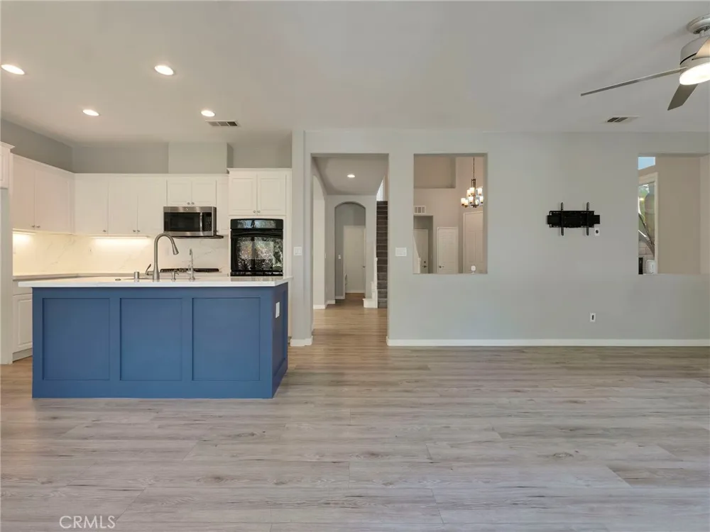 1765 Via Pajaro Camarillo, CA 93012