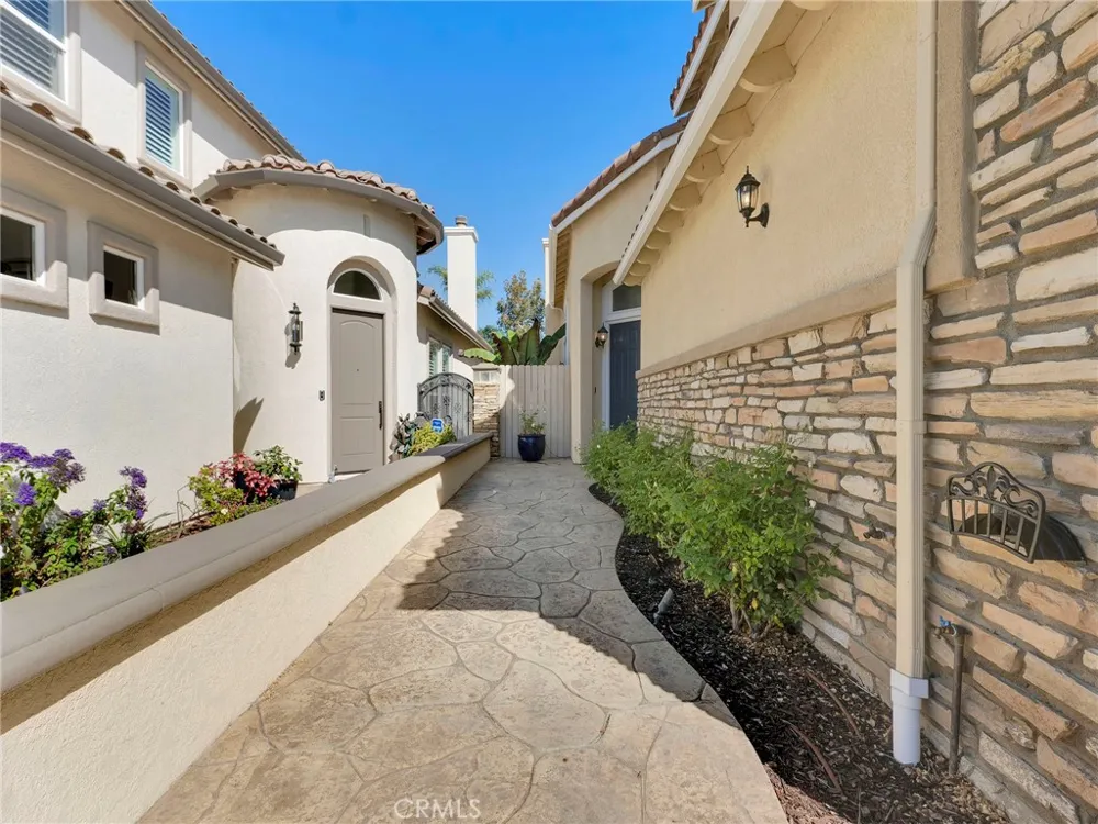 1765 Via Pajaro Camarillo, CA 93012