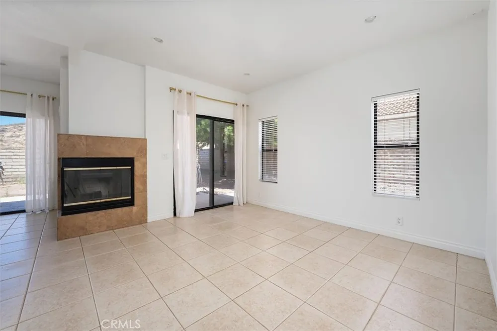 15247 Monroe Avenue Moorpark, CA 93021