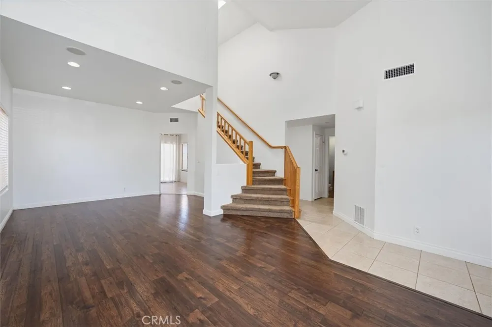 15247 Monroe Avenue Moorpark, CA 93021