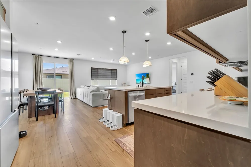 3230 Emerald Ln Lancaster, CA 93535