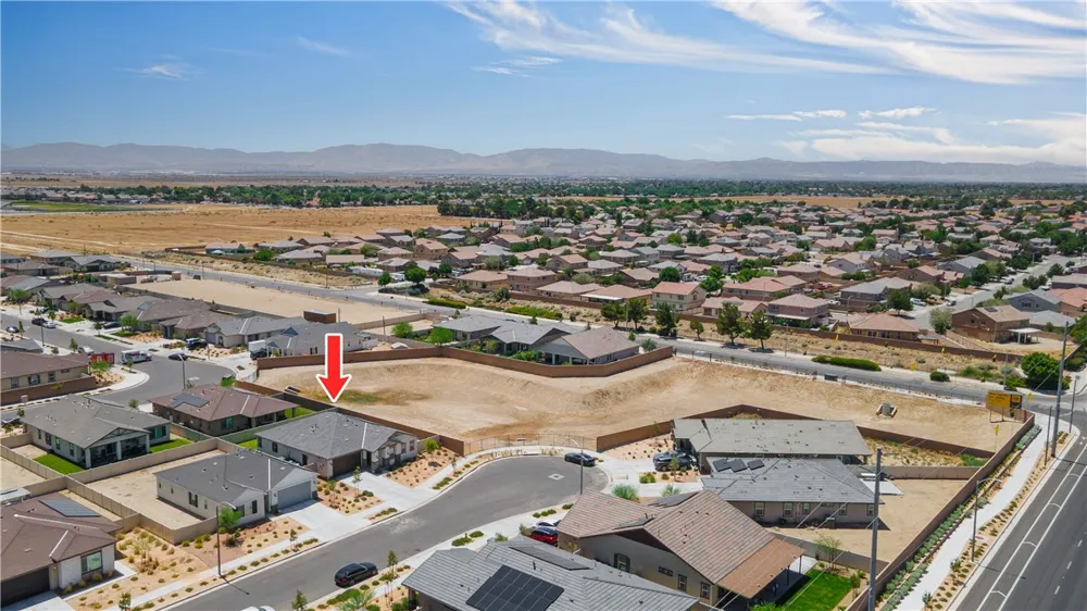 3230 Emerald Ln Lancaster, CA 93535