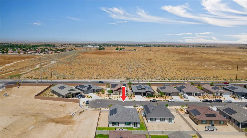 3230 Emerald Ln Lancaster, CA 93535