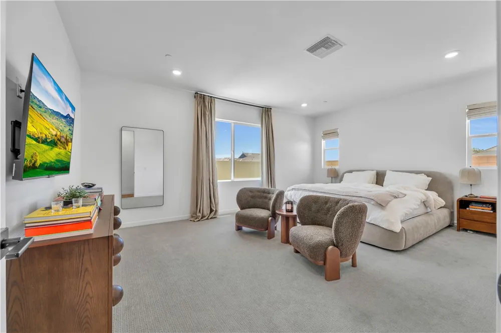 3230 Emerald Ln Lancaster, CA 93535