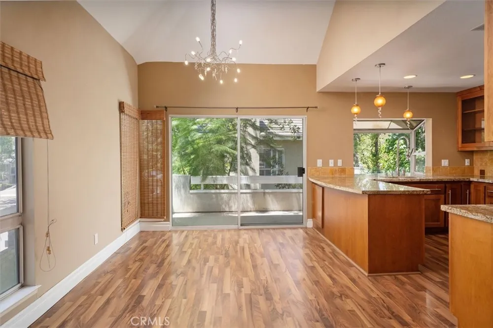 26105 Mcbean Pkwy Unit 64 Valencia, CA 91355